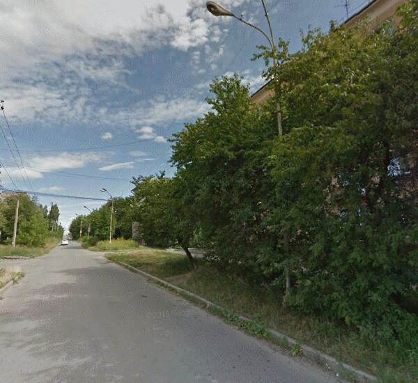 Банкомат Уральского Банка Реконструкции и Развития по адресу ул. Карла Либкнехта,  д. 22