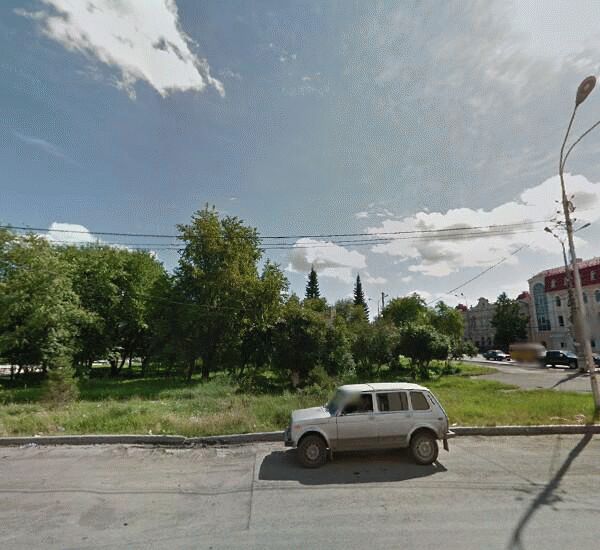 Отделение Уралтрансбанка по адресу улица Огаркова 5